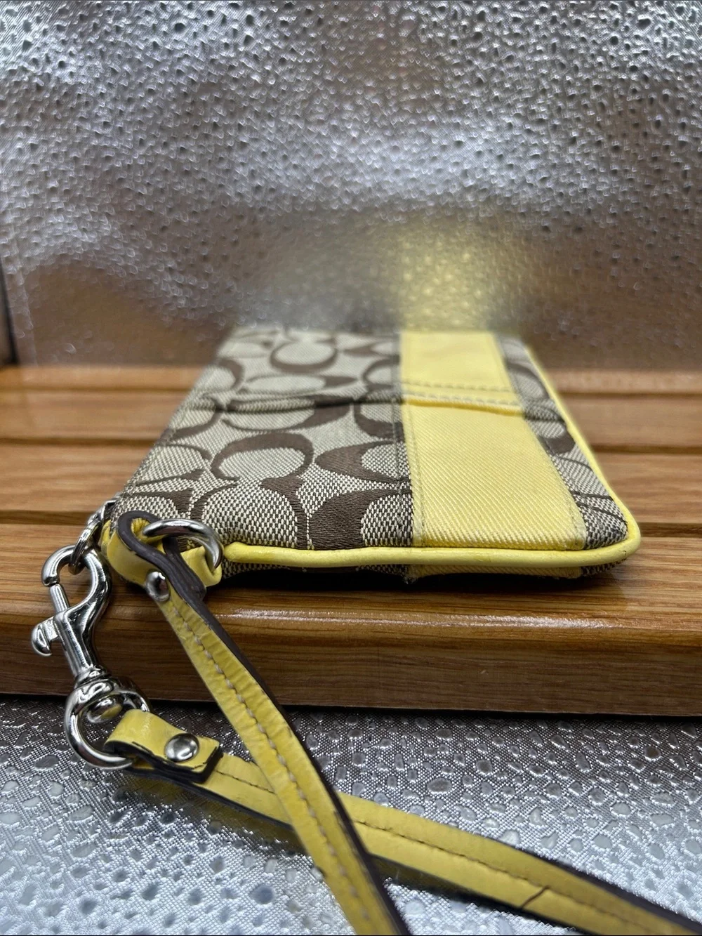 COACH 40028 Legacy Stripe Yellow Brown Monogram Zip Leather Wristlet Tag 6” X 4”
